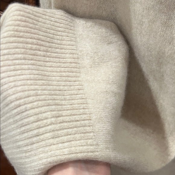 Saks Fifth Avenue Cream & Beige Women's Luxurious Cashmere Cardigan NEW size M - Picture 5 of 8